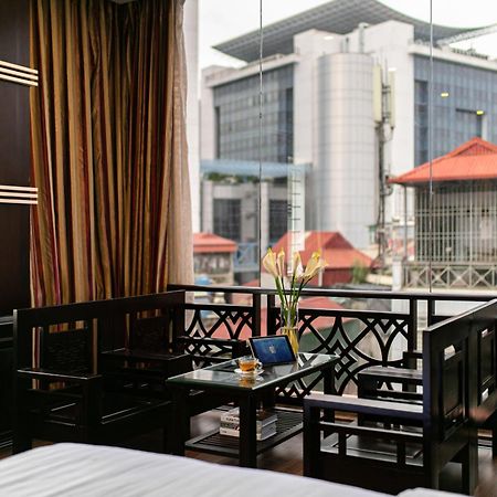 Duc Trong Hotel ハノイ市 エクステリア 写真